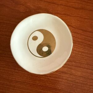 Forever 21 White jewelry dish